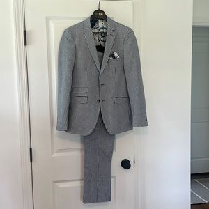 Paisley & Gray Navy Gingham Suit